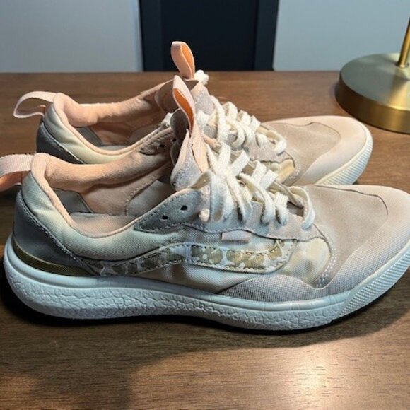 Women's Vans UltraRange EXO SE - Groovy Floral Khaki - Size 10 - Picture 3 of 7